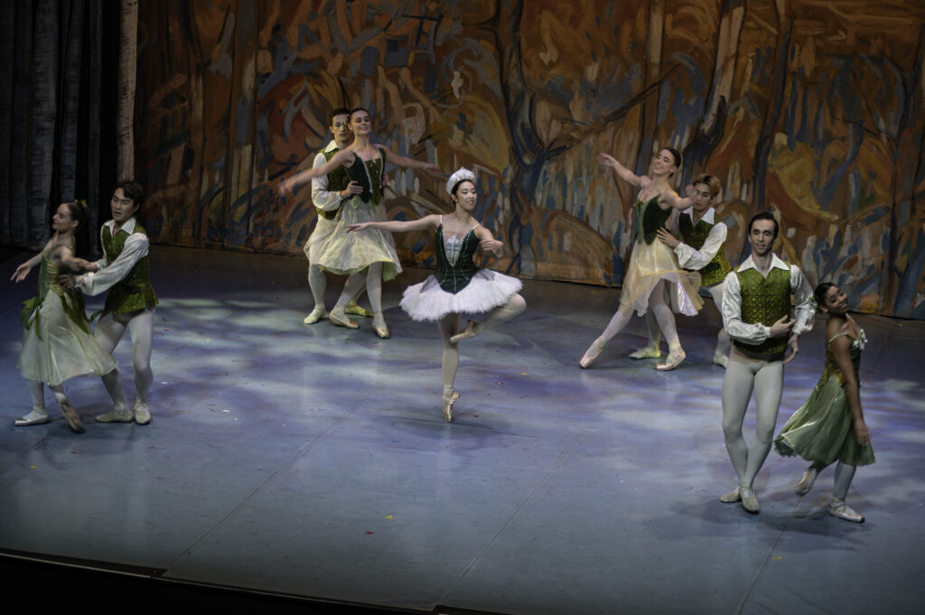 fairies dancing